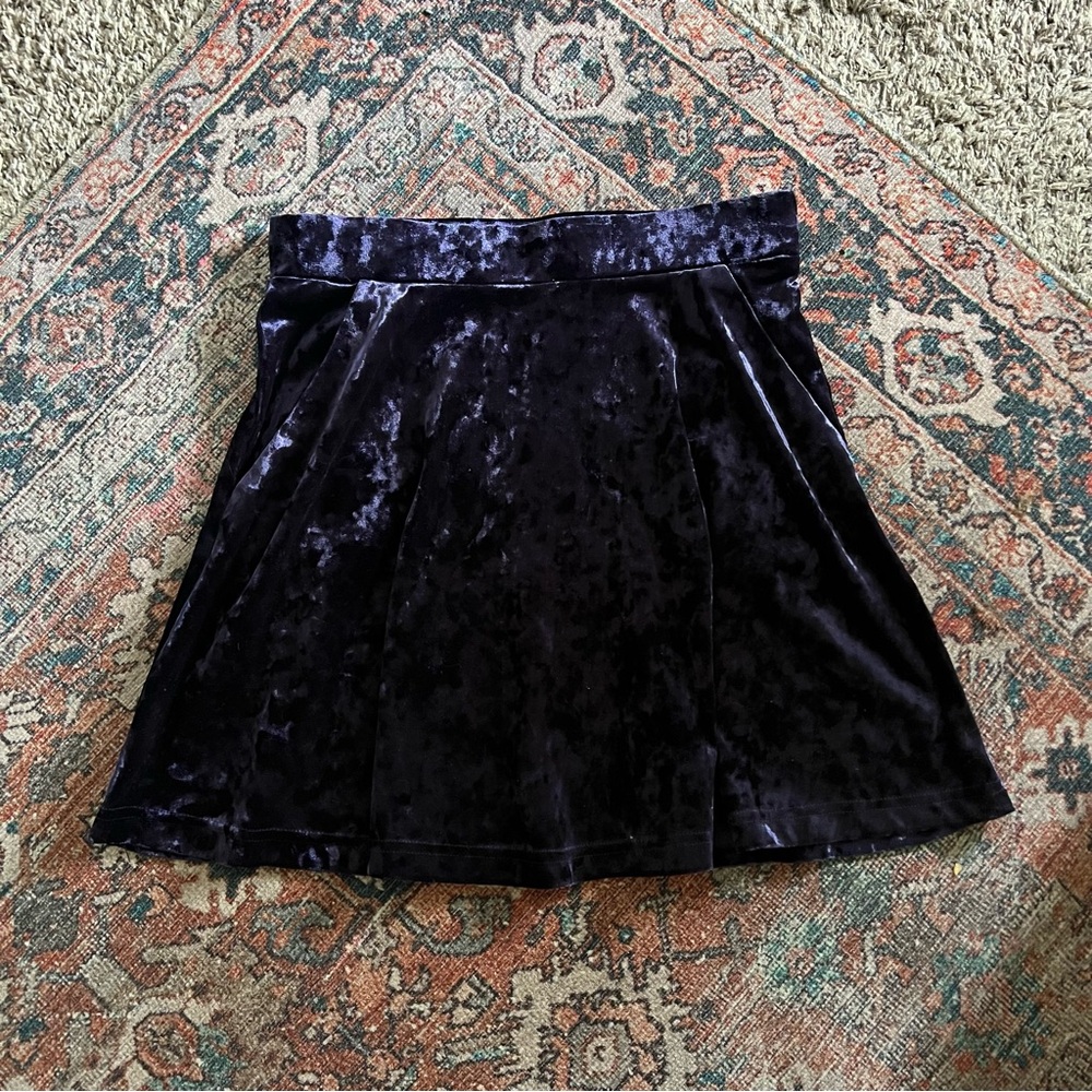 CRUSHED VELVET SKIRT